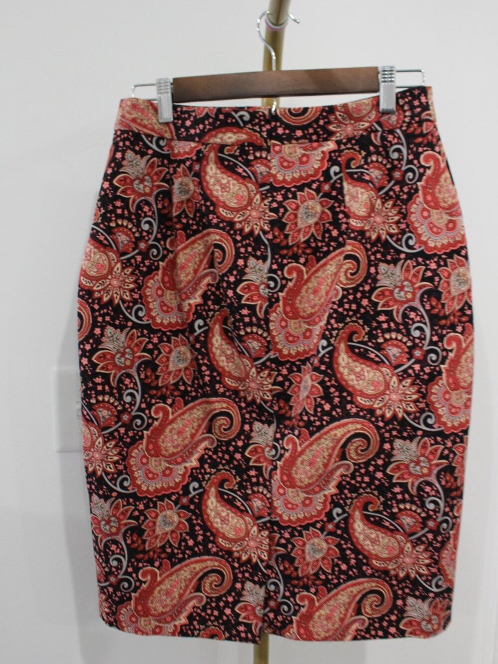 Talbots Paisley Pencil Skirt - Picture 2 of 4